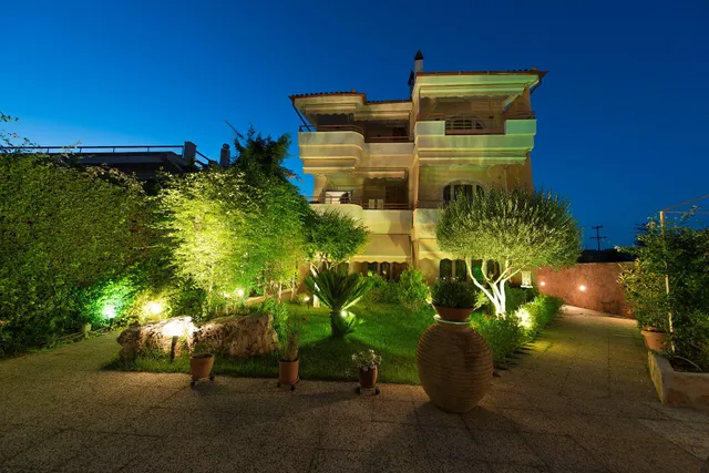 Oversea Rooms & Villas