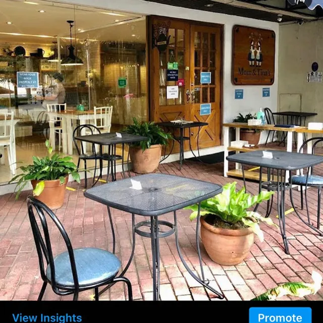 Mom and Tina's Bakery Cafe