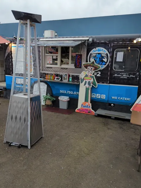 Carlos Birrieria Cesar Chavez