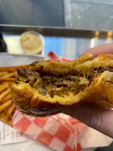 7th Street Burger Turtle Bay