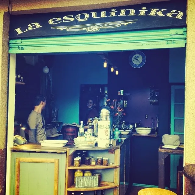 La esquinika