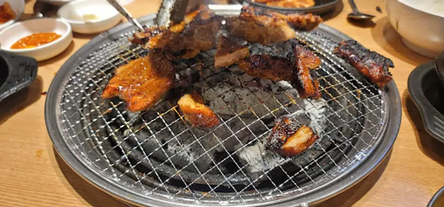 숯불돼지갈비