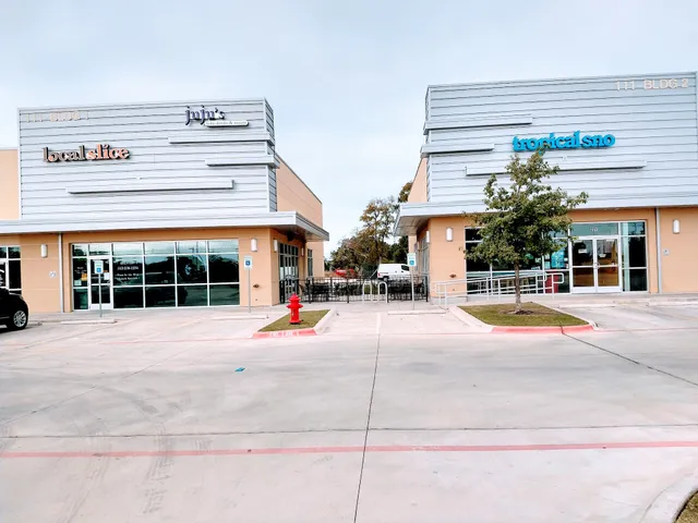 Shops At Cedar Park