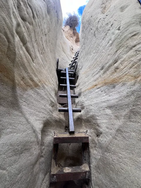 Annie's Canyon Trail - N. Rios Ave. Trailhead Parking Area