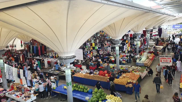 Kadıköy Tarihi Salı Pazarı Parkı