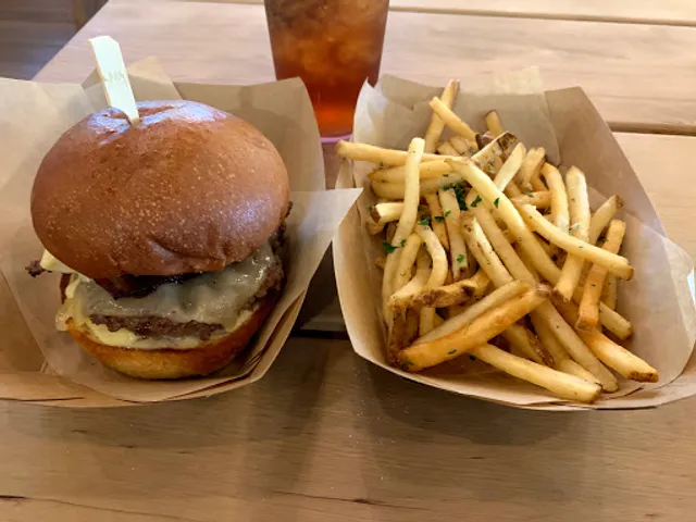 Hopdoddy Burger Bar