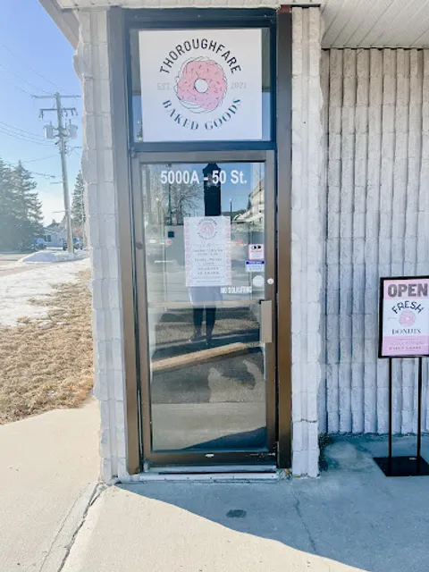 Blush Cake Bar - Bakery & Coffee