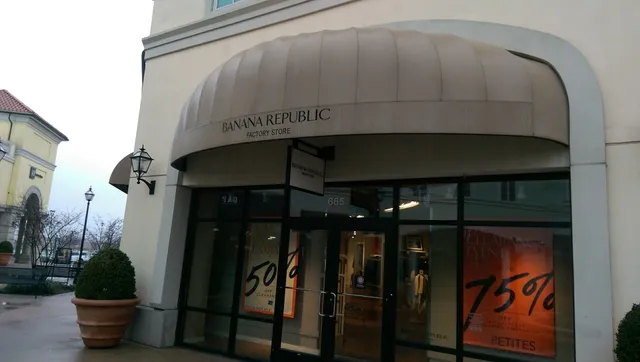 Banana Republic Factory Store