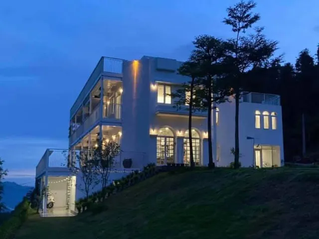 Sunrise Yunqi Teahouse