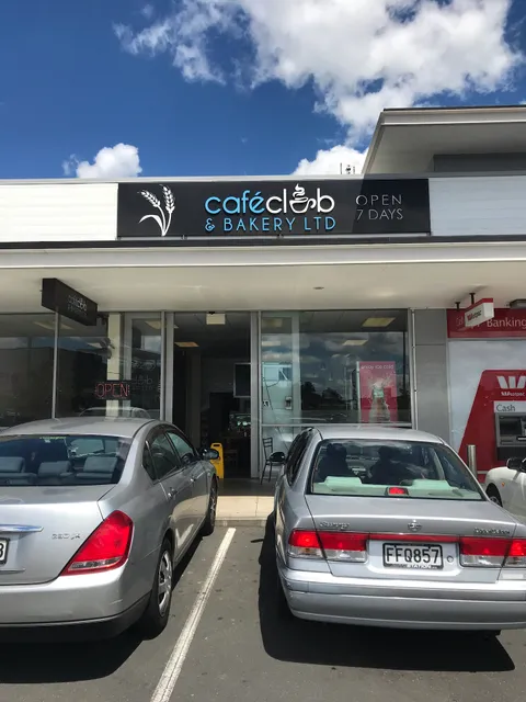 Cafe Club & Bakery