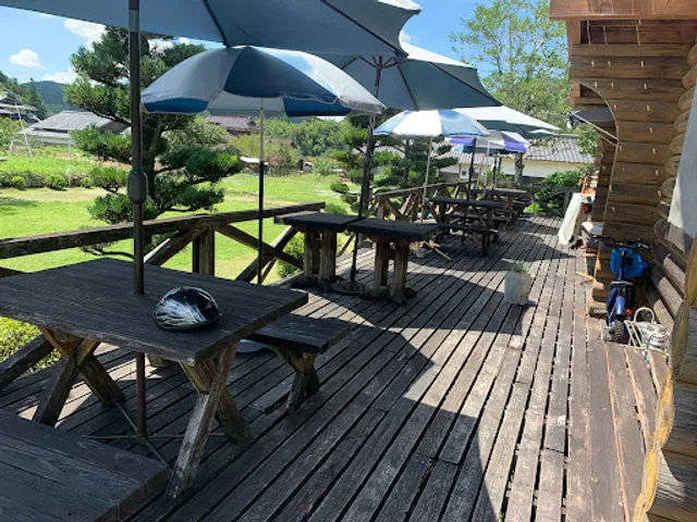 Cafe & Restaurant Miki