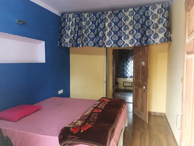 Radhika Guest House Reengus