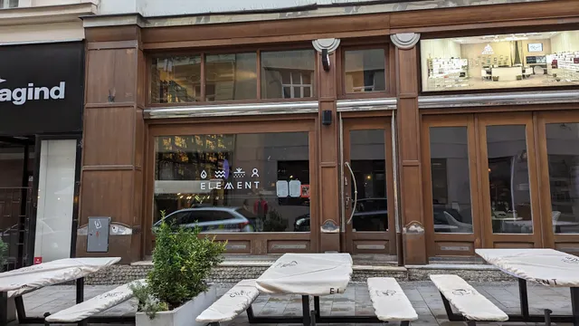 Element Bar & Restaurant