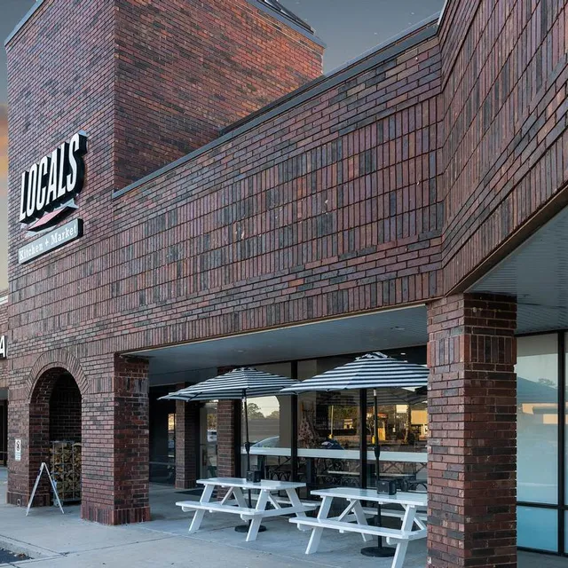 Locals Kitchen + Market