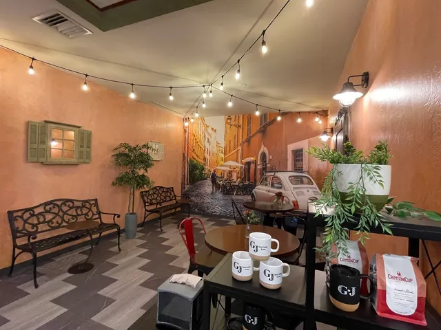 Gina's Gelato and Java