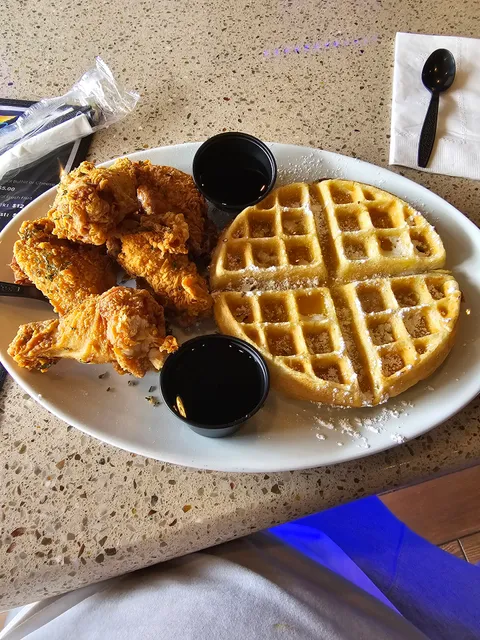 Firstclass Restaurant & Lounge