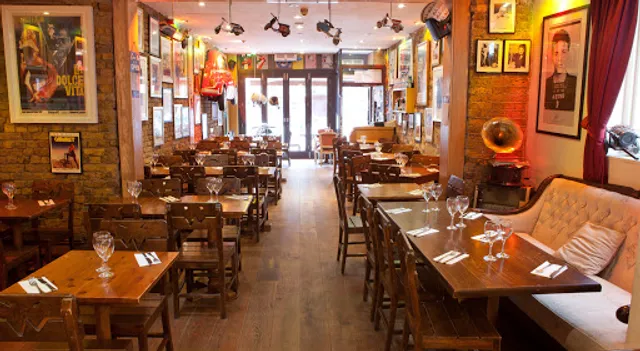 La Divina Italian Restaurant