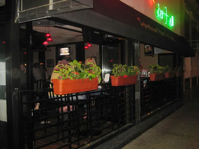 Spectrum Bar & Grill