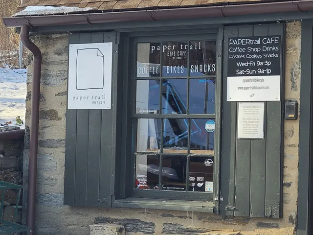 PAPERtrail Bike Cafe