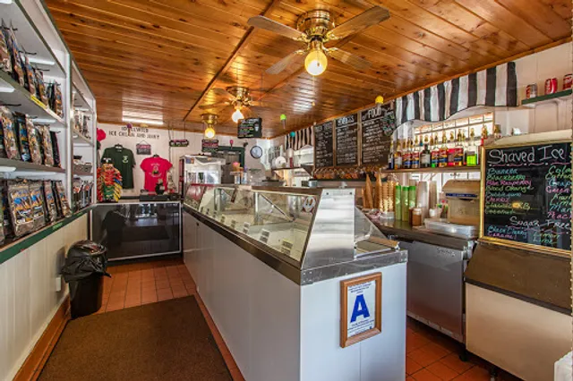 Idyllwild Ice Cream Shop