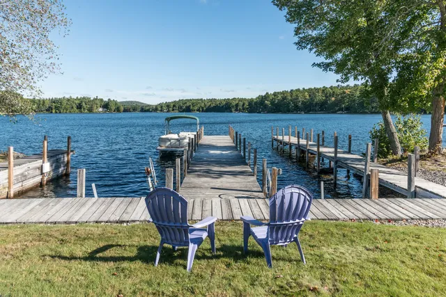 Crescent Lake Inn & Suites