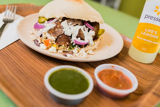 Garbanzo Mediterranean Fresh