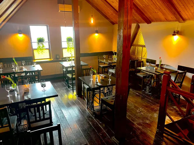 FRISK restaurant & bar