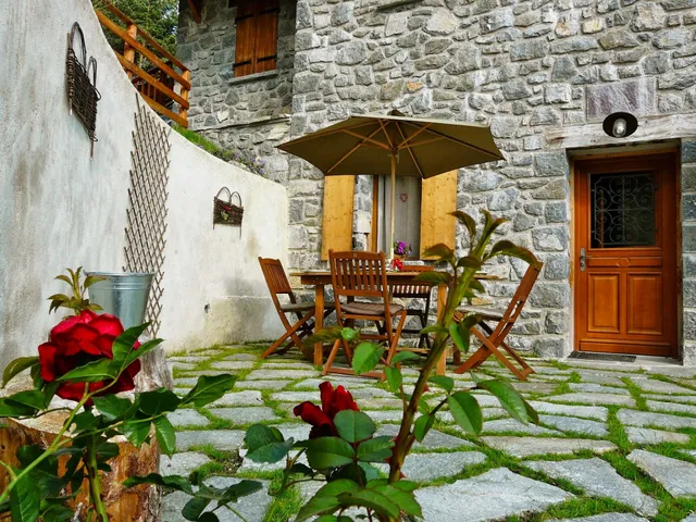 Ecogite Mercantour "A la croisée des chemins"