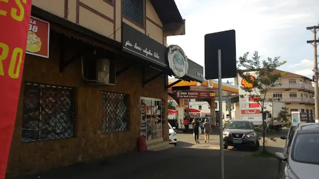 Padaria e Confeitaria Castelinho