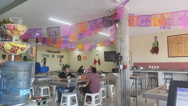 Menudo and Breakfast La Güera Monte Carmelo 190 Col Independencia