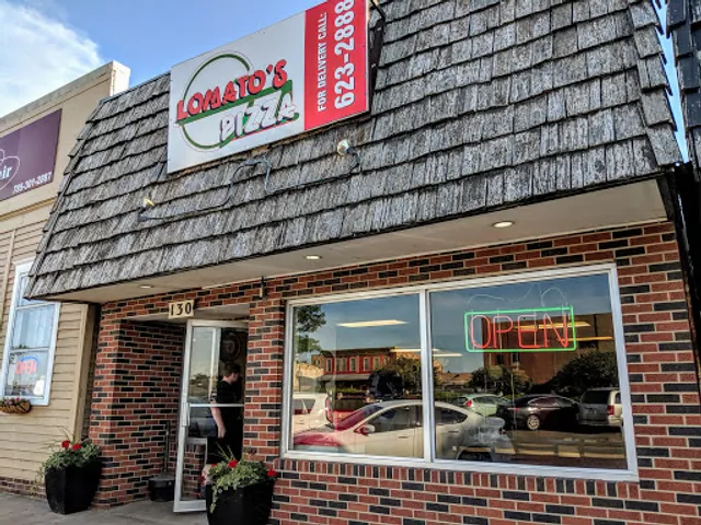 Lomato's Pizza