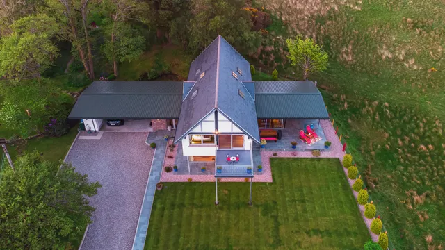 Knockderry Lodge-Luxury Accommodation in Scotland