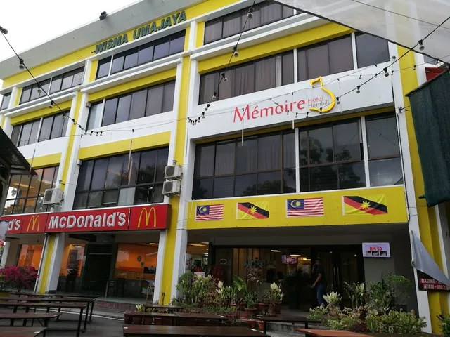 Memoire Hornbill Hotel