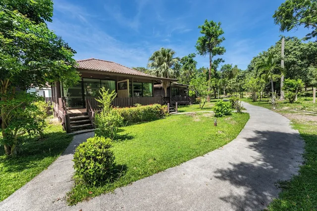 Ban Raya Resort and Spa