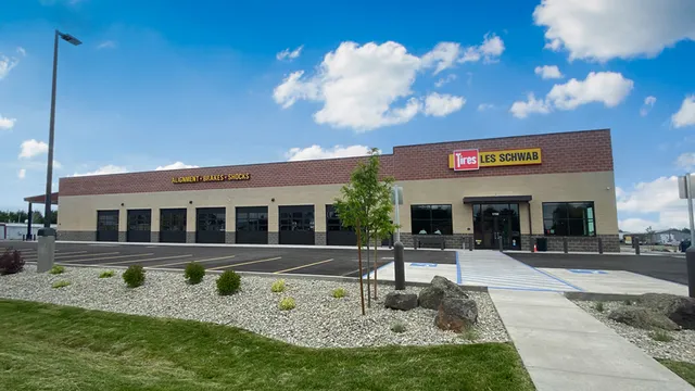 Les Schwab Tire Center