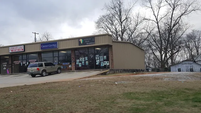 Oumou African Hair Braiding