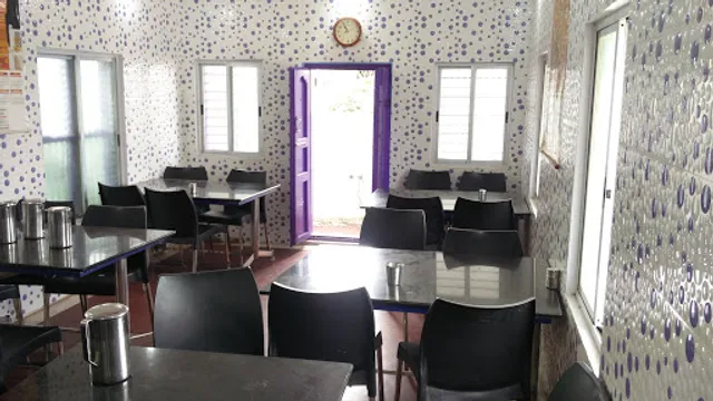 Sachitha & Nanthini Mess