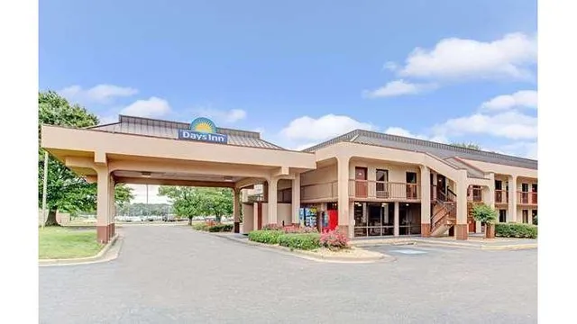 Days Inn by Wyndham Wilson