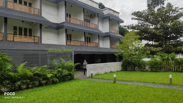 Emperor-Hotel Rachana Continentel (03 star hotel)