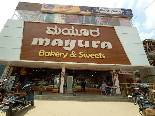 Mayura bakery