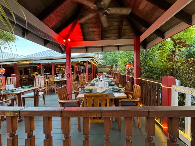 Caicos Cafe Restaurant