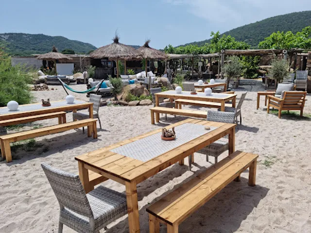 Marina Darje - Restaurant Bar Plage Lounge Chicha Corse