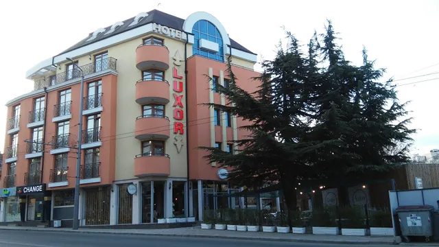 Хотел Луксор - Hotel Luxor