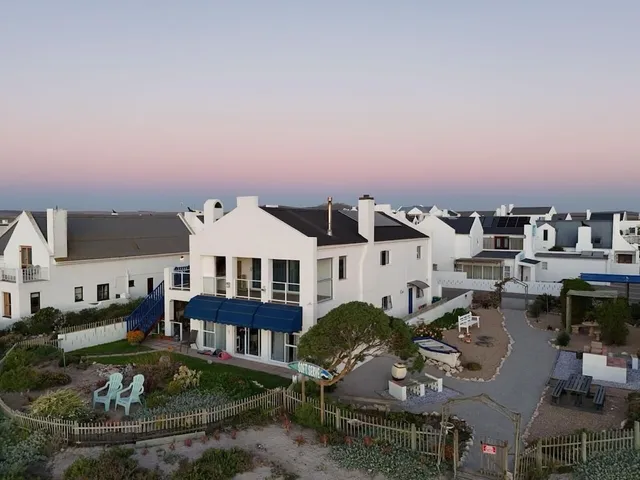 Baywatch Guest House