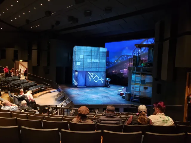 Angus Bowmer Theatre (see Oregon Shakespeare Festival)