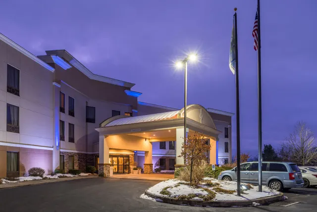Holiday Inn Express Lewisburg/New Columbia by IHG