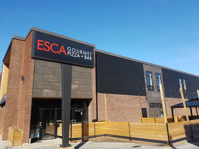 Esca Gourmet Pizza + Bar
