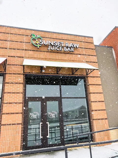 Sunset Raw Juice Bar - Maple Lawn