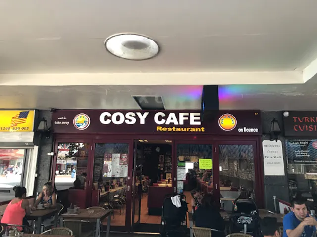 Cosy Cafe