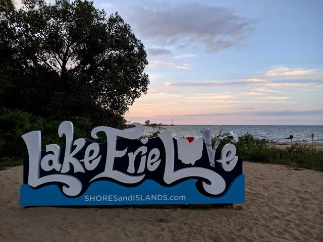 Nickel Plate Beach ( Huron, OH )